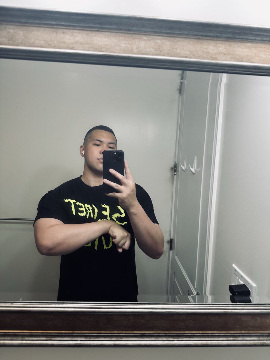 MOCAkyle's tweet image. This is already a little old. I just liked my frame shape and size. Next update will be more impressive and yatted up. 🐉