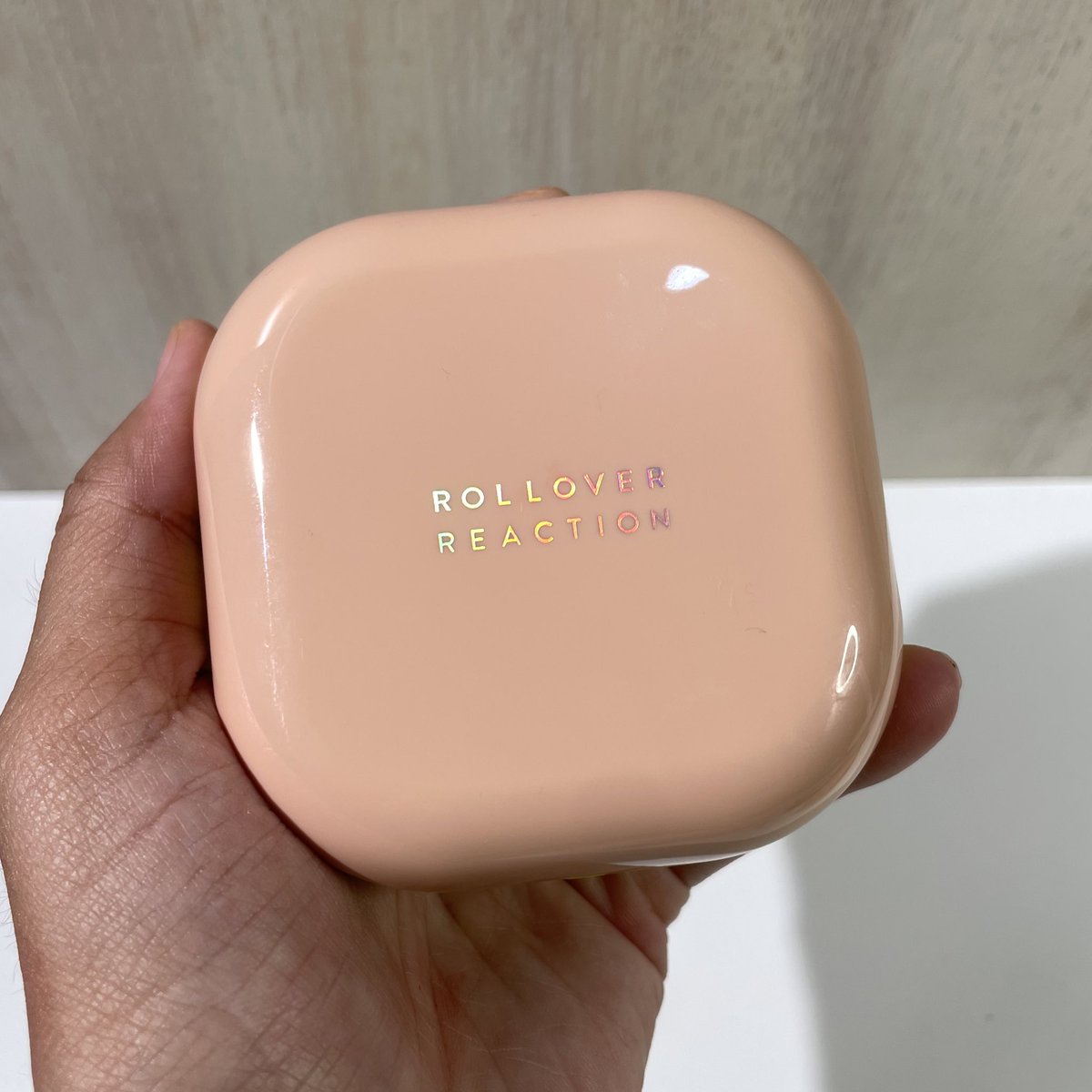 tiramissad's tweet photo. dia gampang diblend, gak patchy, awet, dan minim oksidasi. pokoknya aku beneran suka bgt sama ni cushion 😭💖💖 https://t.co/S2kgwIUPTj