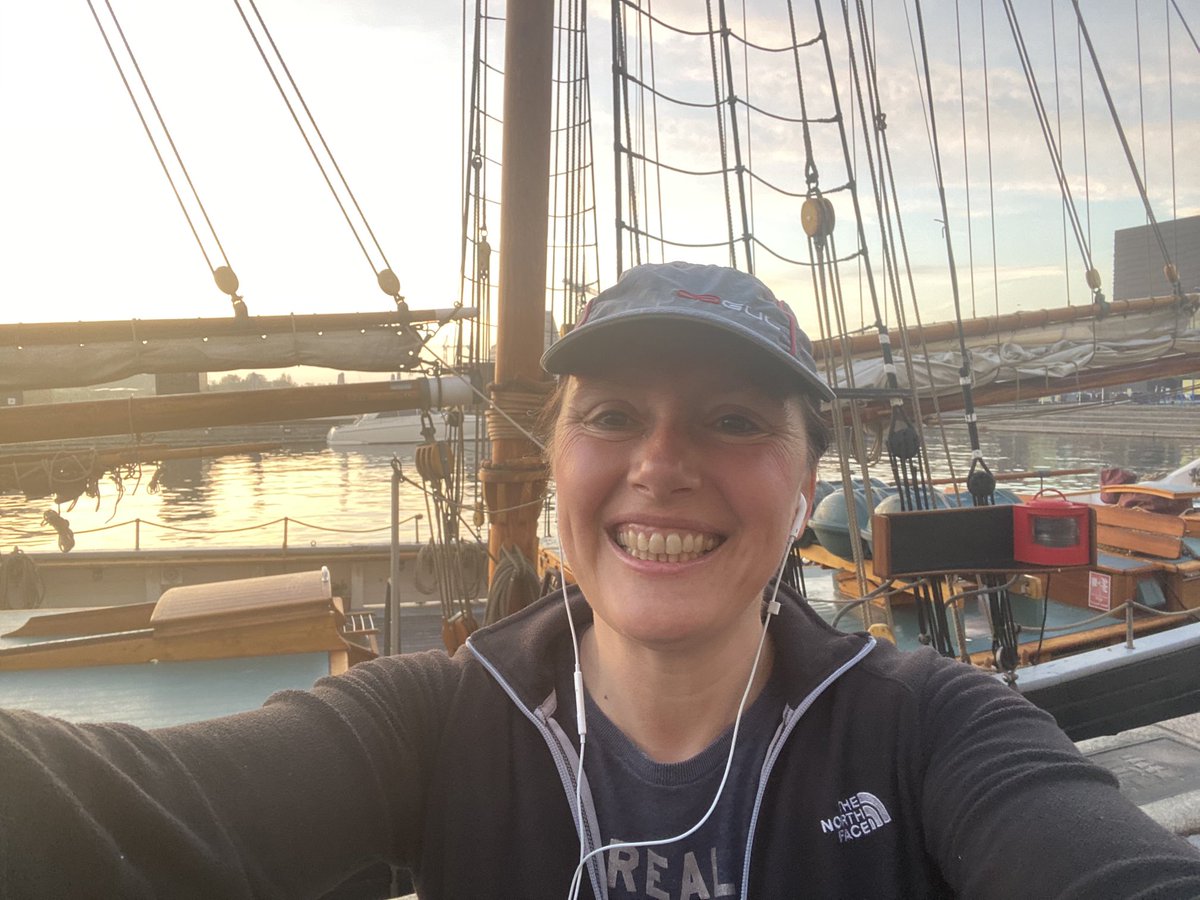 RebeccaJMGoss's tweet image. Beautiful morning for a 6am run around Copenhagen, with Turner-esque vibes…..
feeling ever so slightly stiff… must stretch more!