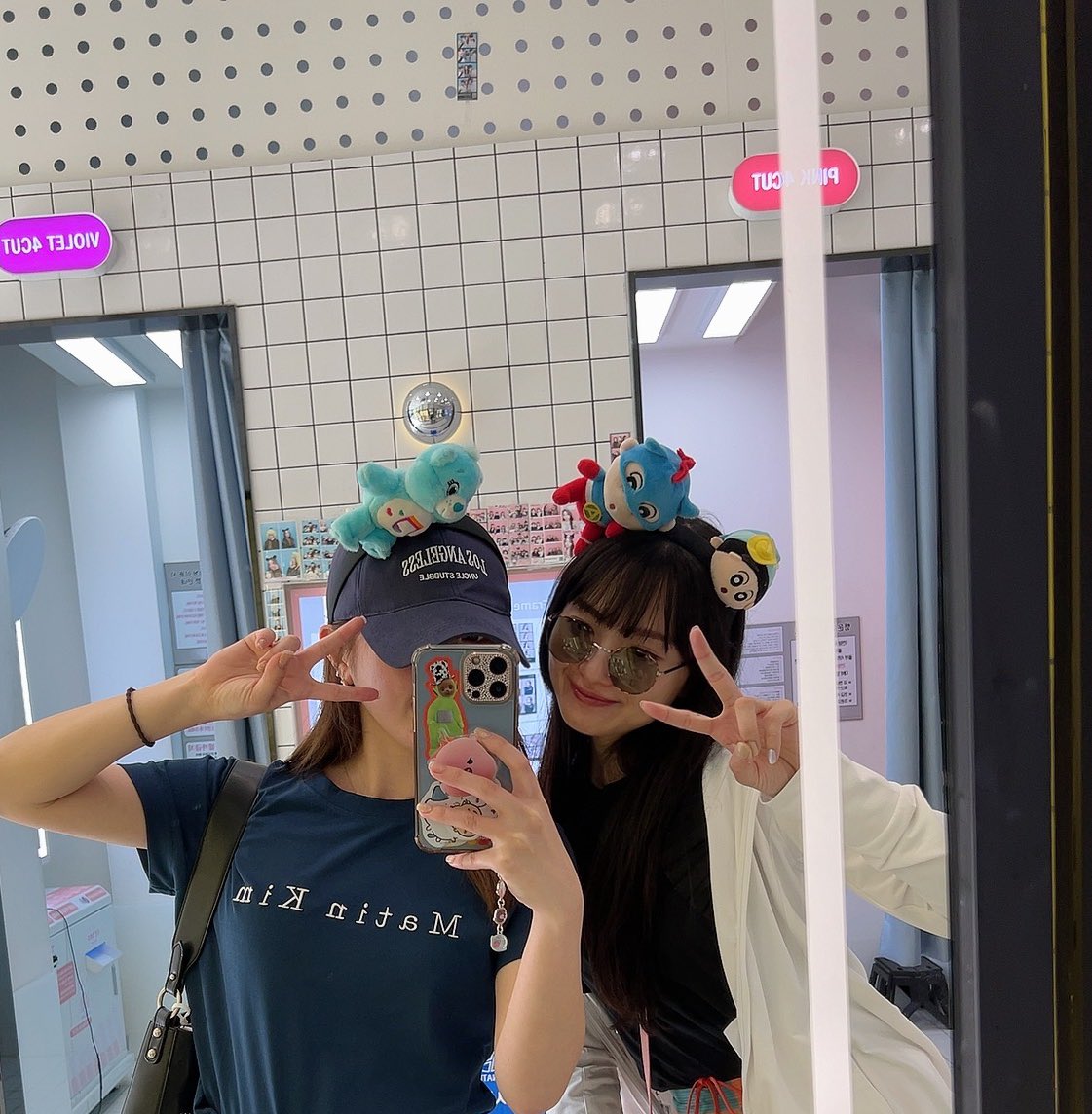 730myao's tweet photo. 韓国の高速ターミナルとか江南駅地下で激安もいいけど質とデザインがなー🥲って事が増えてきた人へ！
ホンデのファッション通りがおすすめです♡生地もちゃんとしてるし、かわいくていつもマネキン買いしてます。笑
一着50000ウォンくらいが多いかな？
韓国旅行で行ってみてねん🧚🏻‍♀️ https://t.co/yG4qZHmKWz