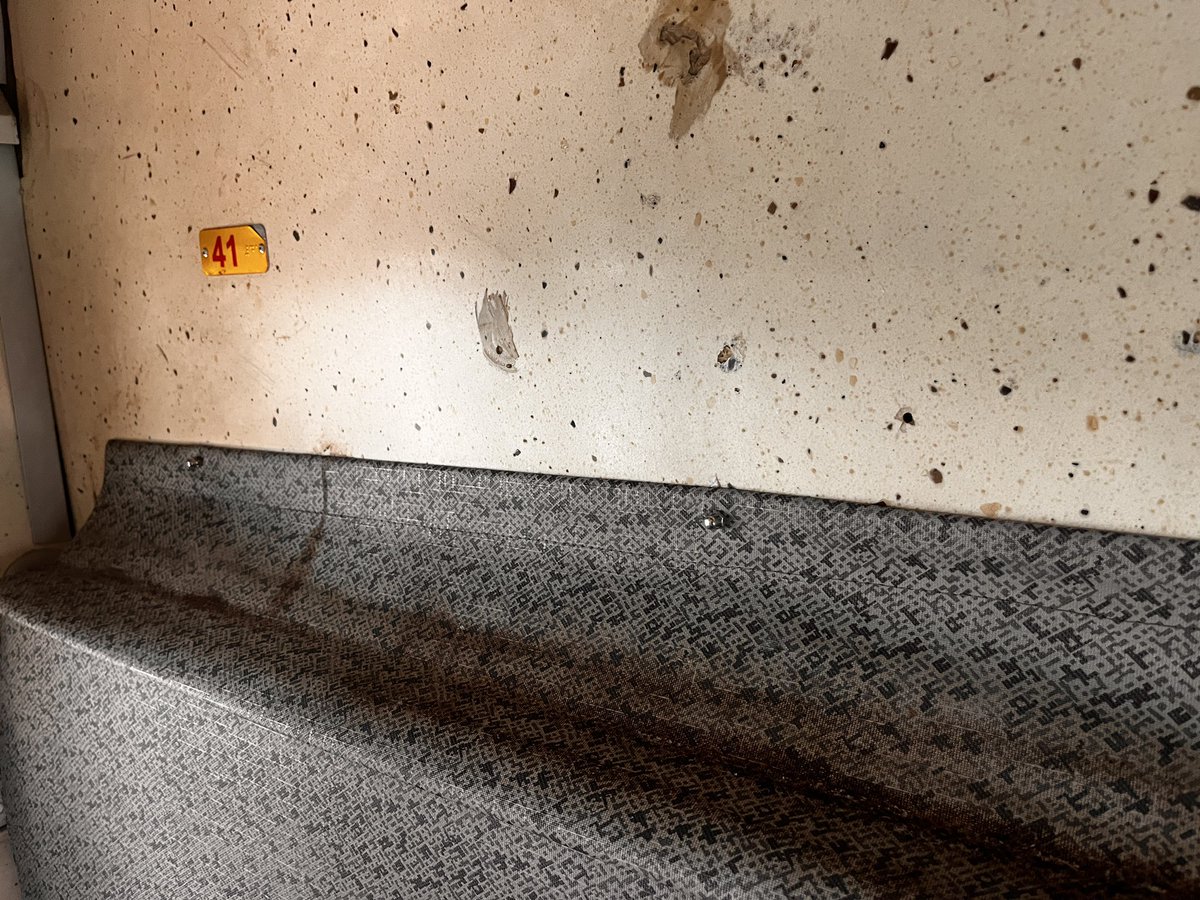 Brahminus's tweet photo. 3tier ACs aren’t the same anymore.
Initial days we’d such nice feeling traveling in AC coaches and now they are the same stained filthy 2nd class with AC
That’s 12503 hum safar @PiyushGoyal ji

It feels like these aren’t cleaned since ages https://t.co/WQNXIRkl2i