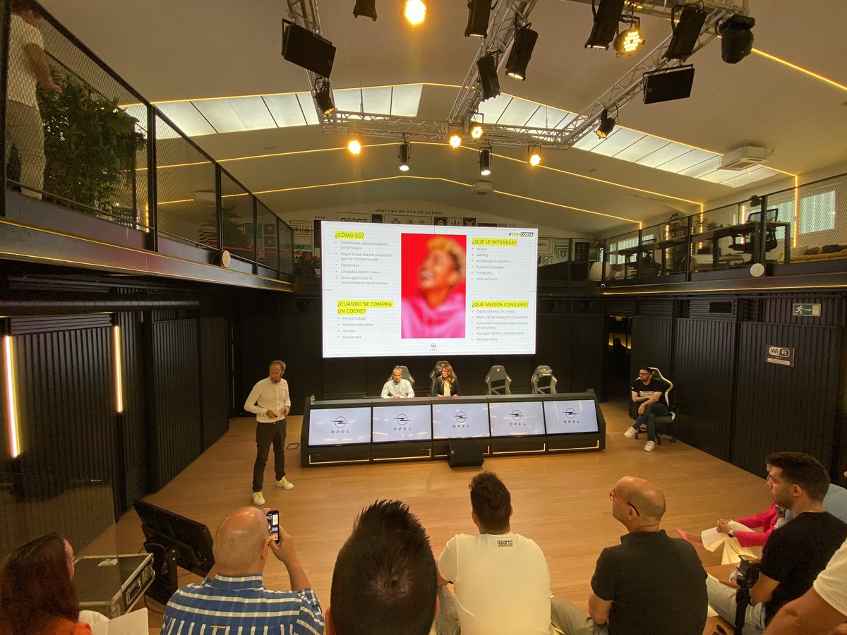 Esports_Bureau's tweet image. Hoy nos hemos desplazado al #HomeOfGiants de @GiantsGaming para conocer más sobre su activación con @Opel_Spain 

#YesOfCorsa