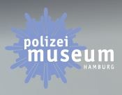 PolizeiHamburg's tweet photo. #Krimisalon im #Polizeimuseum #Hamburg startet mit Ladies Crime Night.
Zwischen echten Hamburger Kriminalfällen erlebt ihr je am letzten Donnerstag im September bis März unterhaltsame Abende mit spannenden Gästen.
Alle Infos:
https://t.co/MMGYOVnCSR https://t.co/oKGaER9Cb5