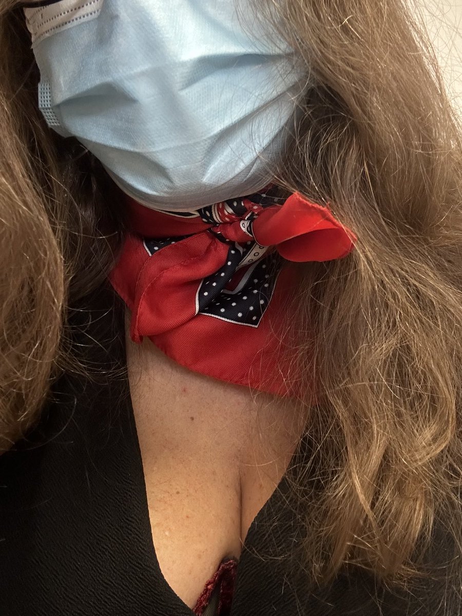 la_justiciere_'s tweet image. Quand le #Covid fait son retour et que votre aimable #greffier est très #asthmatique 😷
Sympa la #formation en apnée jusqu’à vendredi 😤
Et bonne journée à tous 💋💋💋