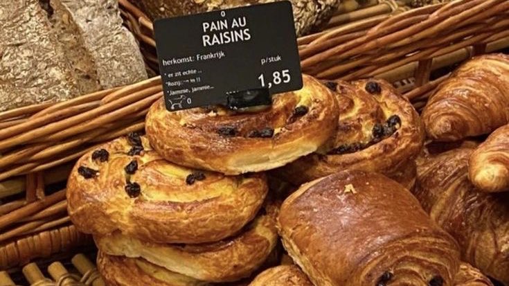 malusokay's tweet photo. At the local bakery 🥐 https://t.co/QJlLnro1z2