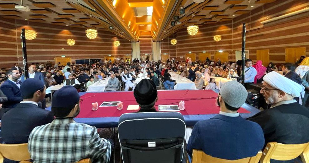 DrQadriArabic's tweet photo. كلمة شيخ الإسلام الدكتور محمد طاهرالقادري في الدورة التربوية في ستوك هوم بسويد
مورخہ: 16 يوليو 2023ء

مشاركة شیخ القادري وكلمته في الدورة التربوية التي نظمتها منهاج القرآن في ستوك هوم بسويد.

#الشیخ_الدکتور_محمد_طاھر_القادري #MinhajulQuran #DrQadri  #AlRihla #العربي #المغرب https://t.co/k7NECuRnz0