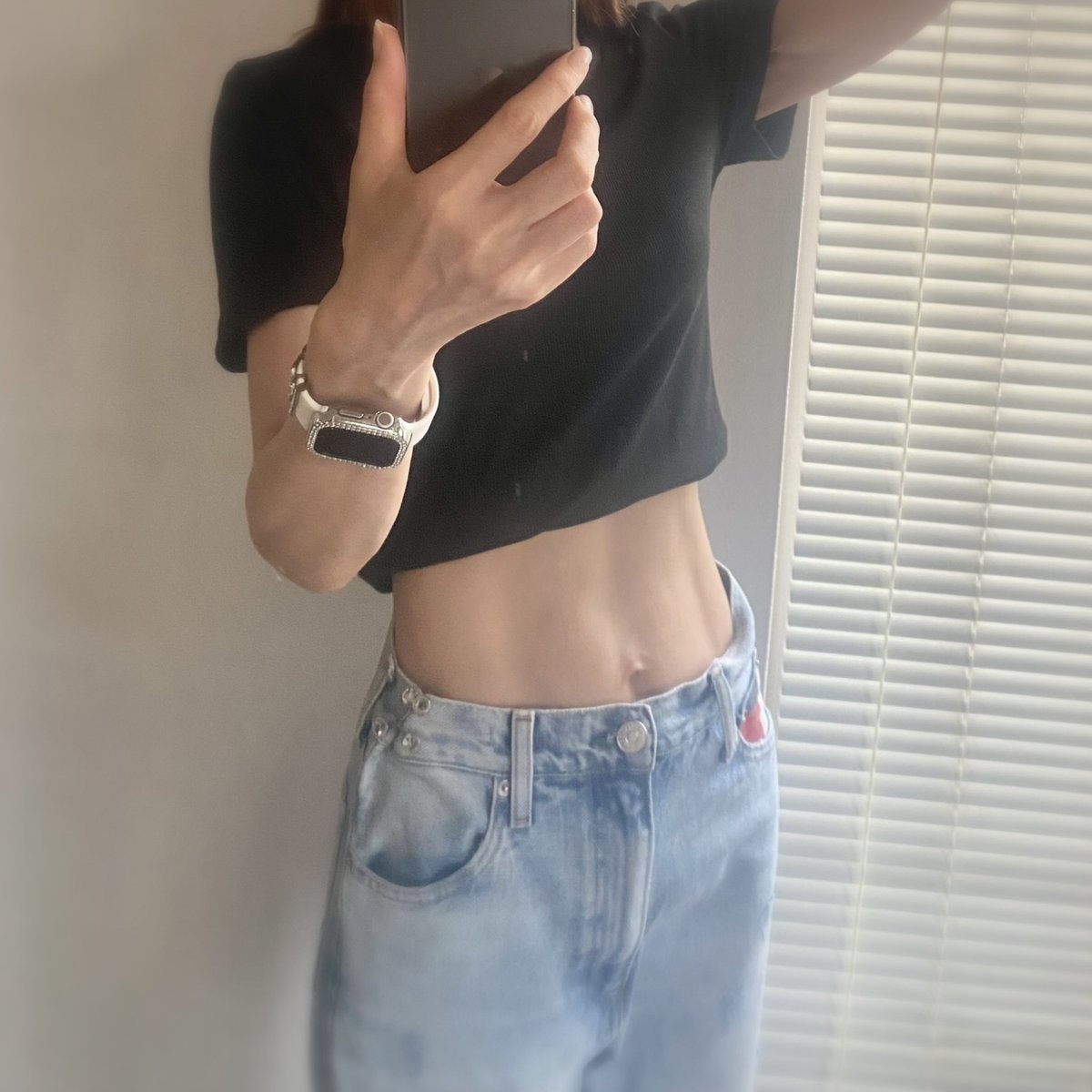 momo__bodymake's tweet photo. 🏷️

diet  /  自分磨き垢作りました🫧

一緒に頑張るお友達作りたいです👼
筋トレ頑張っています🤍

♡or ↺で気になった方お迎えいきます🩰

#ダイエッタープロフ
#自分磨き垢さんと繋がりたい
#筋トレ垢さんと繋がりたい
#美容垢さんと繋がりたい https://t.co/4vQ0ctKHwV