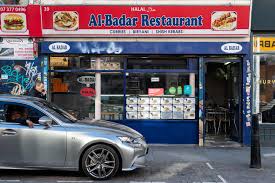 People who know Brick Lane well! I'm looking for the owner of what was Al Badar Fried Chicken & Curry restaurant. Now closed down but would appreciate any help in finding him for a piece I'm writing! RTs welcome 😊