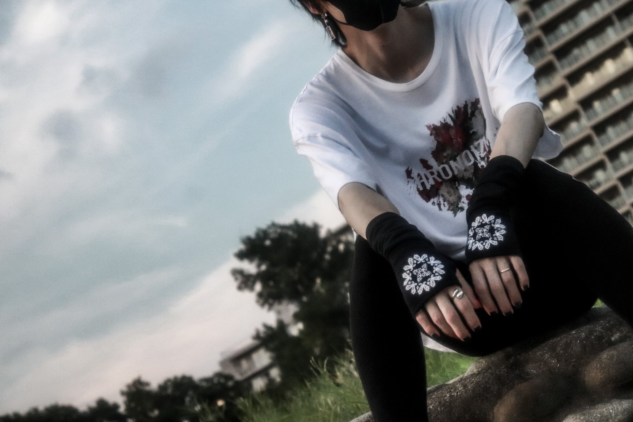 Novelbright 圭吾 CHRONOIZM ARM COVER Novelbright 圭吾 CHRONOIZM ARM COVER