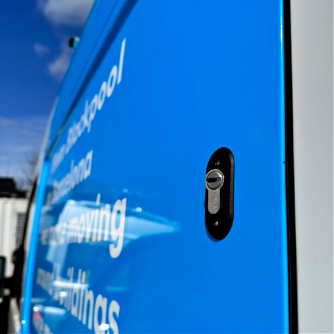 vehicleaccltd's tweet image. Check out the incredible upgrades we’ve just completed on this VW Crafter from @Stannah

Contact us now for a FREE quote:
📞 0117 379 0279
📧 sales@vehicle-accessories.net
#vehicleaccessories #polylining #locks4vans  #deadlocks #rhinoroofbars #rhinoreardoorladder