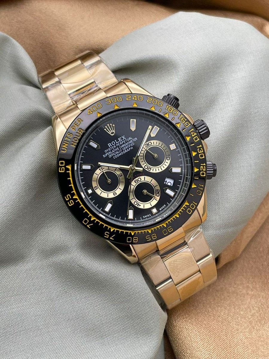 WatchMates's tweet photo. 📢ROLEX Daytona Oyster Perpetual watch.
✅️Daytona 
✅️Waterproof, Working Chronograph
✅️Dial Diameter 43mm
✅️Automatic Winding Machinery.
💰❗️Price Kes 5,899/= Only
☎️📲Call/Text/whatsapp 0740 045 035
Best Prices in Town only @watchmatesafrica
https://t.co/kIRp3Mqwzk https://t.co/oekLOT2oal