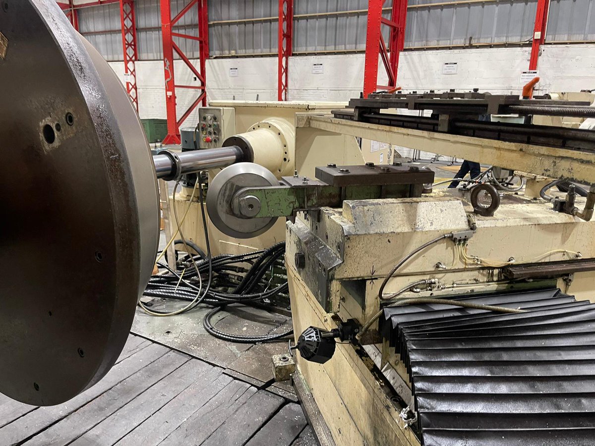 mach4metal's tweet image. Spinning machine LEIFELD - PLB 1800 
workpiece  over bed 2400
workpiece  in the gap :4600Ø
Centre height over bed 1200mm
Distance between centers 2000mm
Length of the gap 800mm
Maximum sheet thickness 12mm
X-Axis 2100mm
Y-Axis 500mm
Speed 300Rpm
Power 53kW
 #mach4metal #leifeld