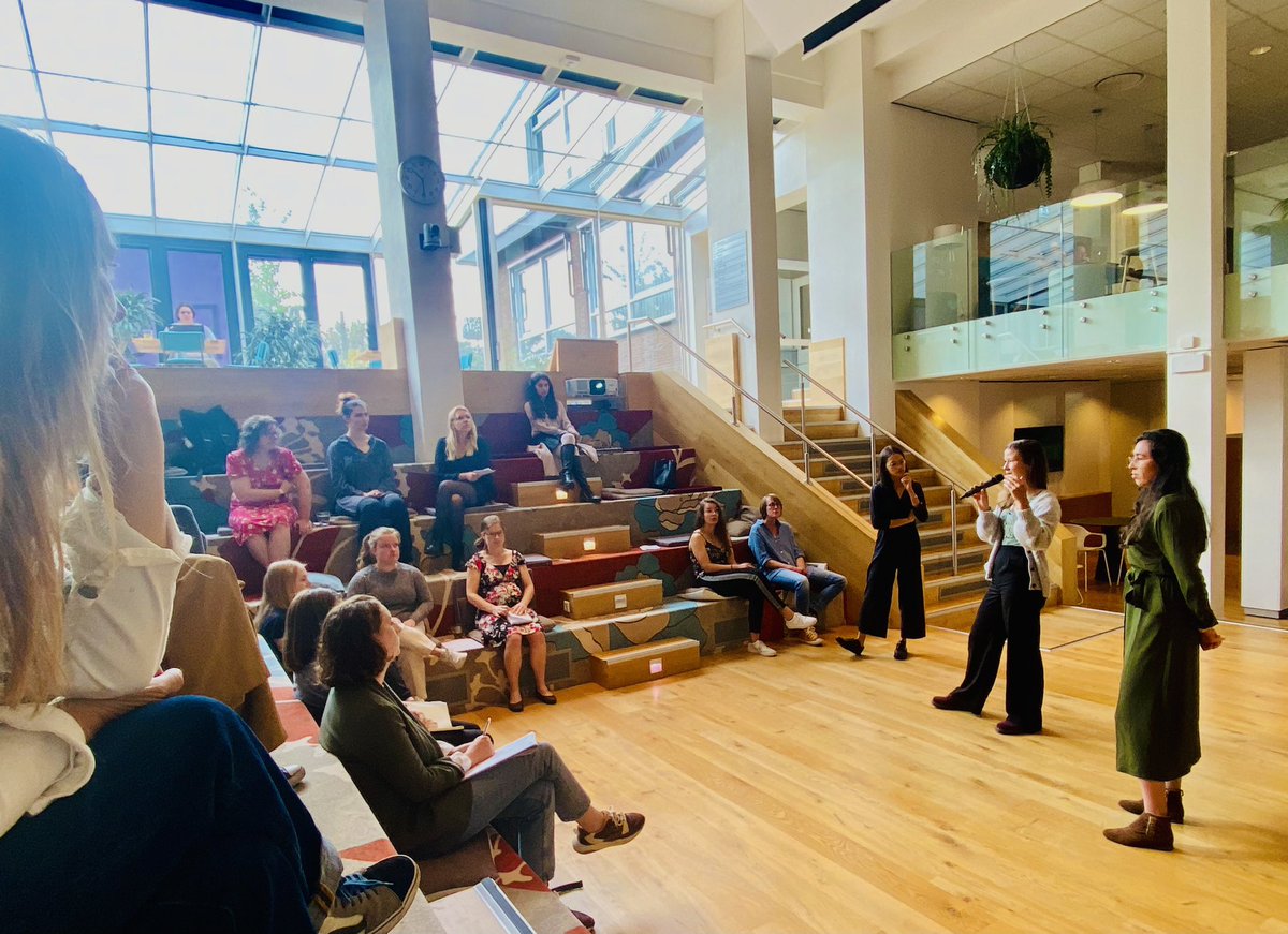 Amazing pitches of our PhD-students during the CHL PhD-day! 🌟 Great to see so many research projects that study how healthy and sustainable behavior exist and can be improved in a variety of settings! wur.nl/en/Research-Re…