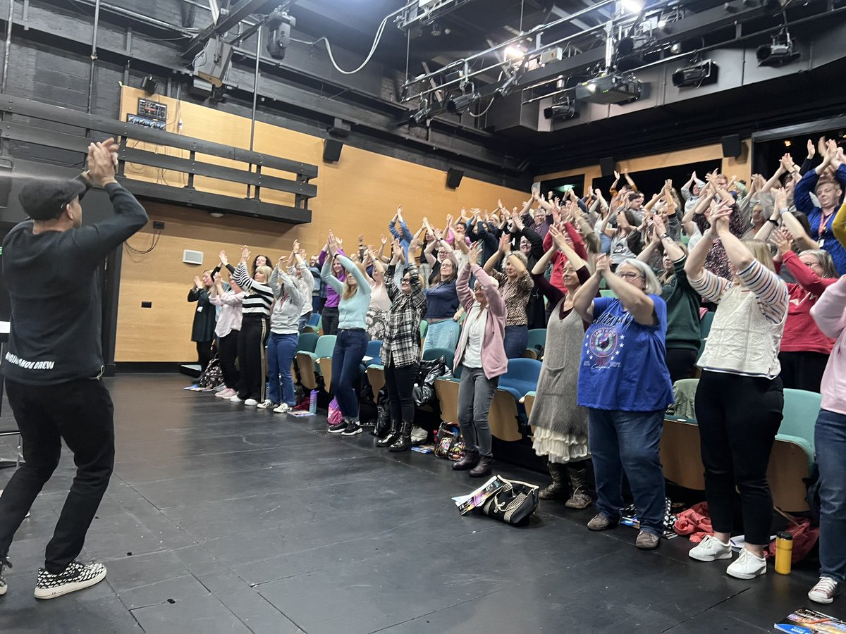 YVconcerts's tweet photo. Teacher Workshops in Birmingham Day 2 - having fun already!
@mac_birmingham https://t.co/MqT6p7sPjI