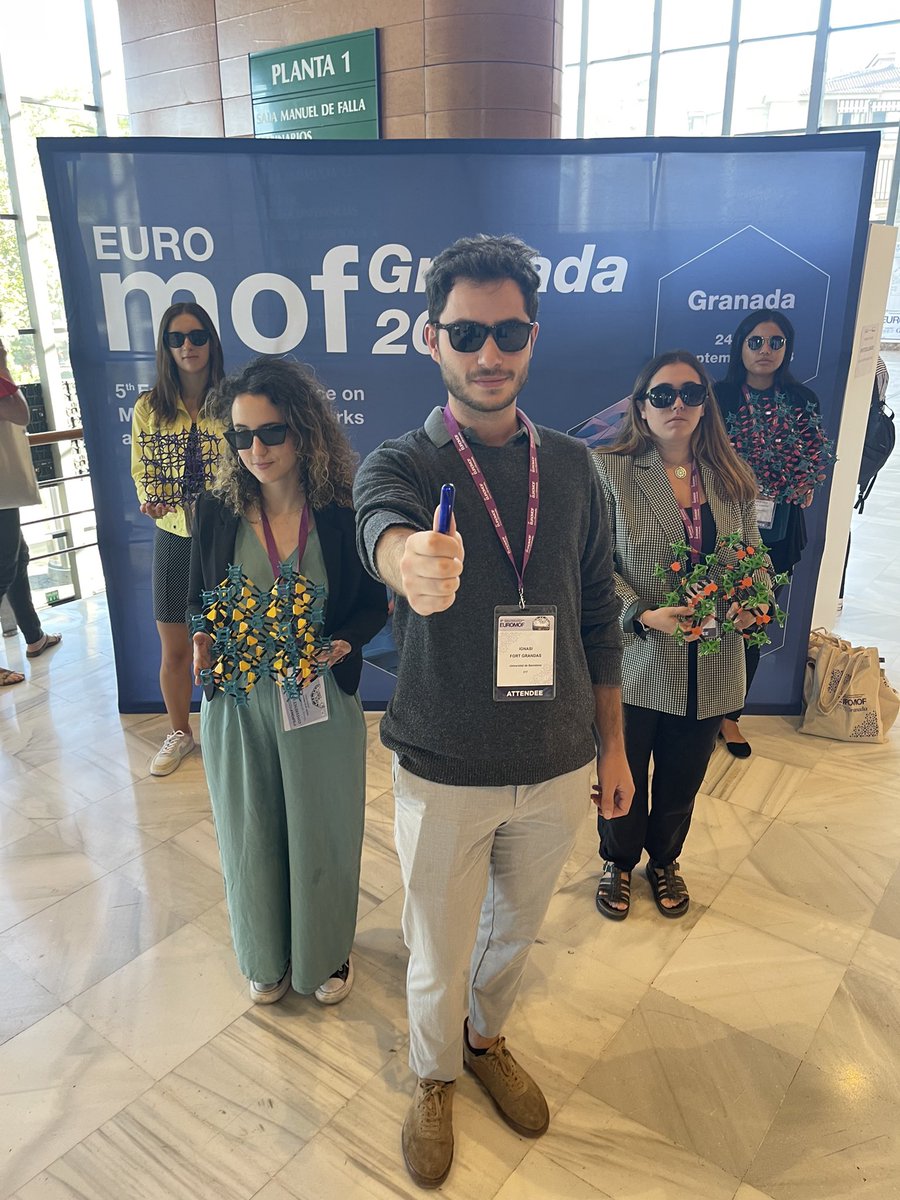 We make this #PhotocallAward in #Euromof2023 look good! 
We are the 😎Men in MOFs !😂
👽🧑‍🔬
<a href="/Euromof2023/">EuroMOF 2023</a>