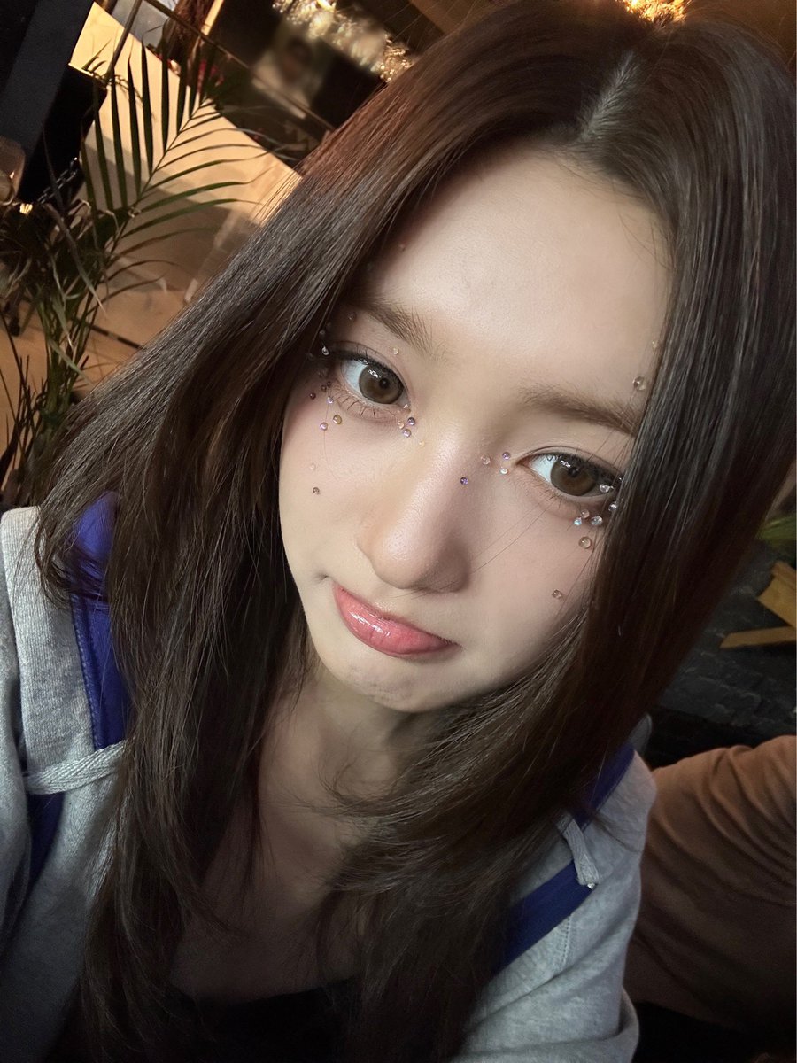 IVE_twt's tweet image. 이더웨이..🥹

#IVE #아이브 #LEESEO #이서
#1stEP #IVEMINE 
#Eitherway #OfftheRecord #Baddie