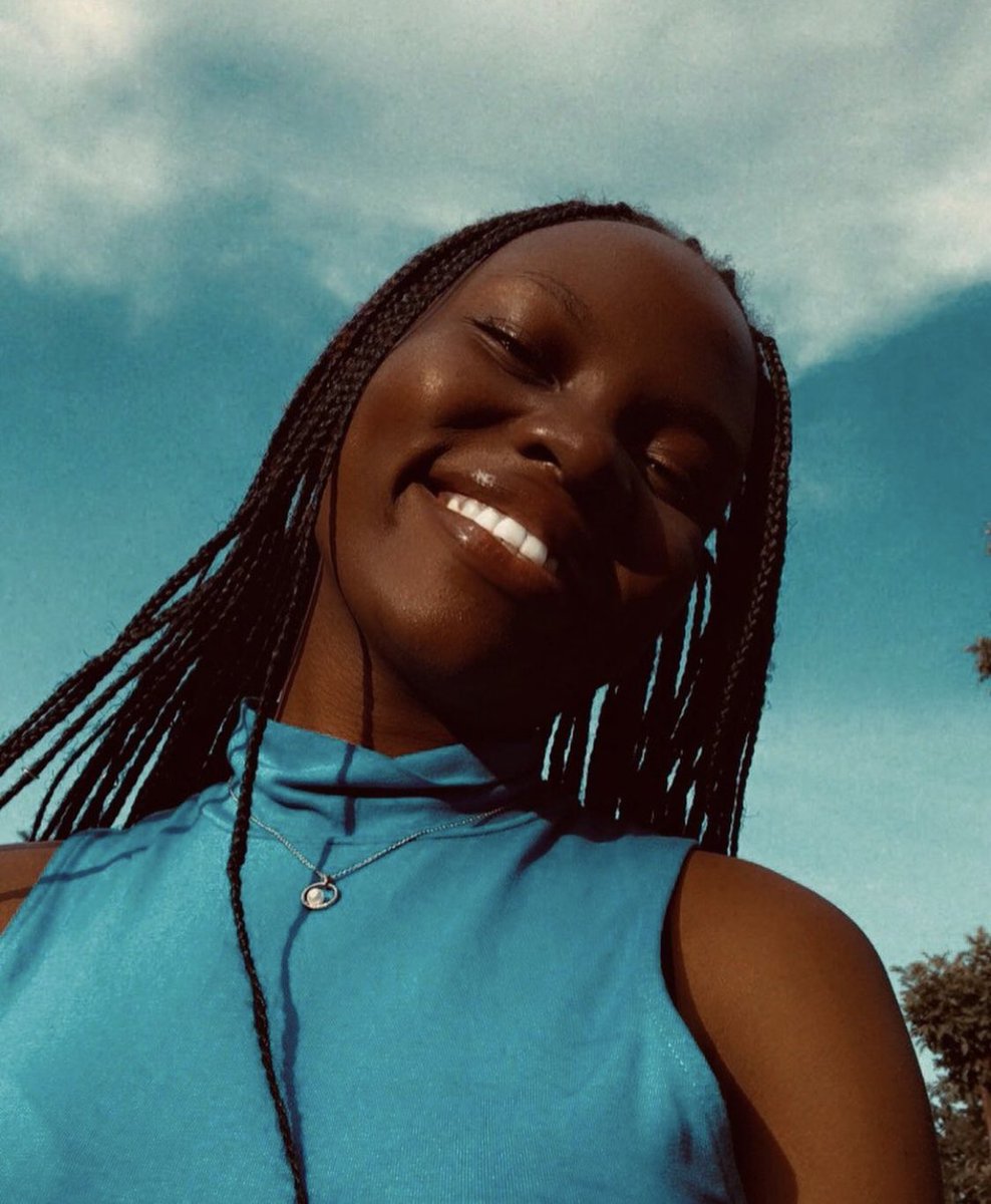 SwitzRuth's tweet image. My baby sister added a year and she’s really one of the most creative girls I know of if not the most creative girl I know of.

She’s a beauty!