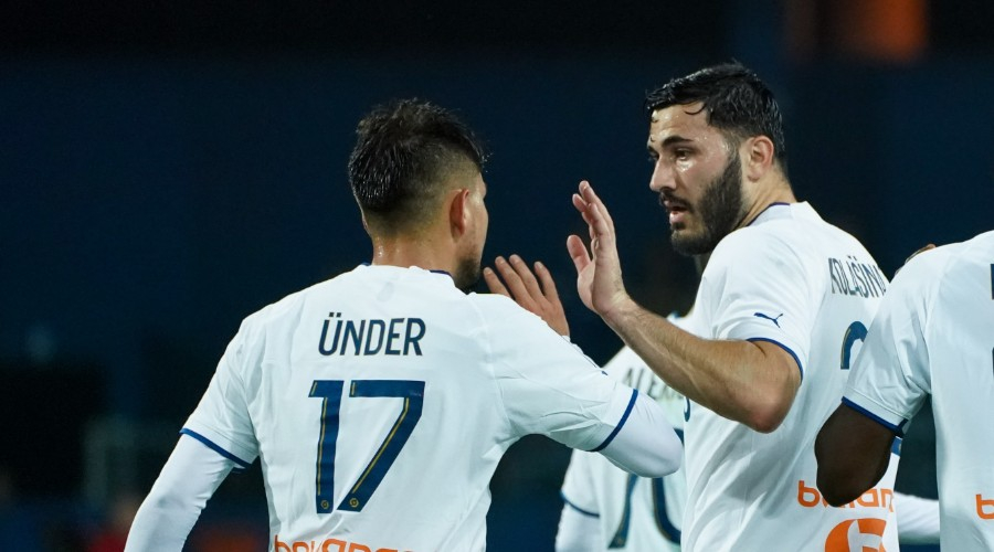 Olympien2613's tweet photo. 🔹Un OM en manque de caractère ?

Dans cet effectif encore une fois bouleversé par les dirigeants, l'absence de leaders inquiète. Les départs de Mattéo Guendouzi, Dimitri Payet, Alexis Sanchez, (voire Cengiz Under ou Sead Kolasinac, pas les derniers à se mettre minable sur un terrain), n'ont pour l'instant pas été compensés au niveau de l'état d'esprit. 

(@laprovence) #TeamOM