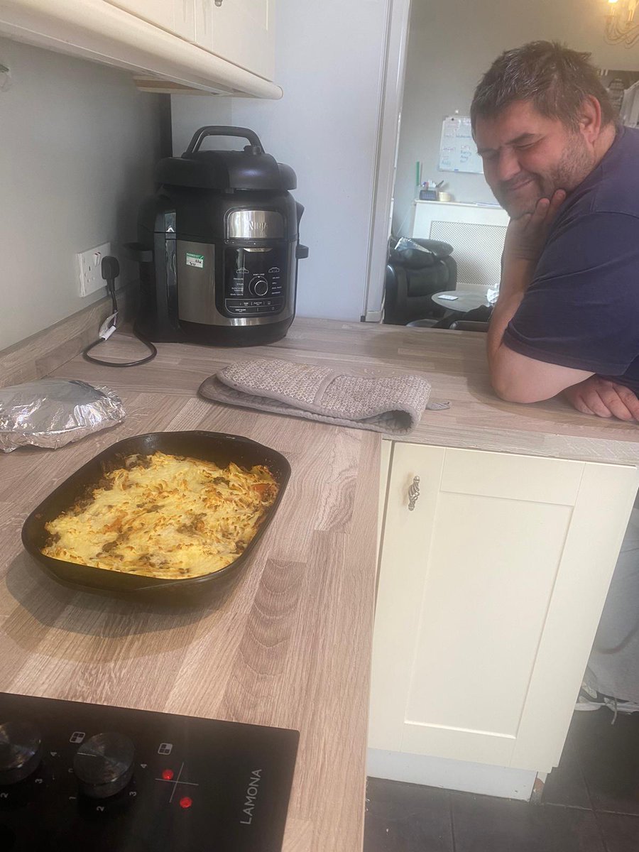 SIS Hungerford tweet media