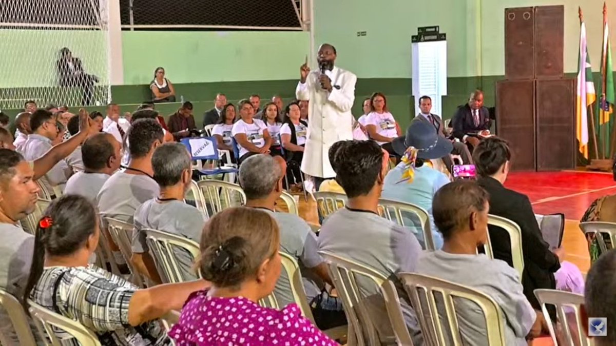 Clinton95035434's tweet photo. Make every effort to live in peace with all men and to be holy; without holiness no one will see the Lord. #JesusEstaVoltando https://t.co/osRJ2kWeIn