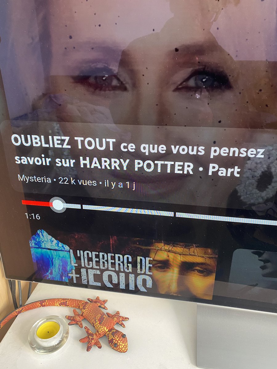 Jeffplus2morale's tweet photo. 2 pubs au lancement de la vidéo puis 2 pubs après 1min. C’est quoi la prochaine étape (toutes les 30 sec)? Votre forcing pour inciter à s’abonner frôle le ridicule #youtube @YouTube @YTCreateurs #pubsabusives https://t.co/cWtCfAKTCS