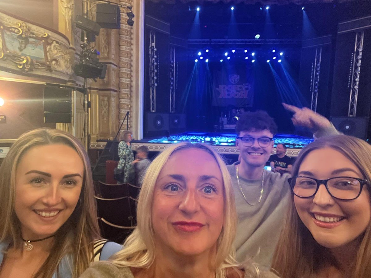 PATCarletonHigh's tweet image. Our performing arts teachers saw School of Rock in the summer and are so excited for the #auditions in October. Further information to follow soon!
 #schoolofrock #auditiontime