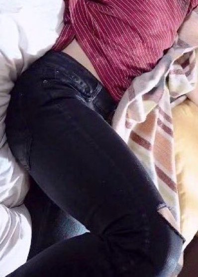 funnyjimin1's tweet photo. the waist                                                                                 the belt https://t.co/avZfTegHLT