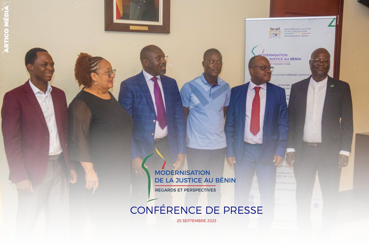 Justicebj229's tweet photo. 📣 Conférence de Presse Colloque tenue le 25 septembre 2023.
Les objectifs du colloque sont plus que jamais d'actualité.
Restez à l'écoute pour plus de mises à jour sur le colloque à venir les 5 et 6 octobre 2023 au Palais des Congrès de Cotonou. 🗓️
#JusticeBénin #Colloque2023 https://t.co/bZlOyHhPSq