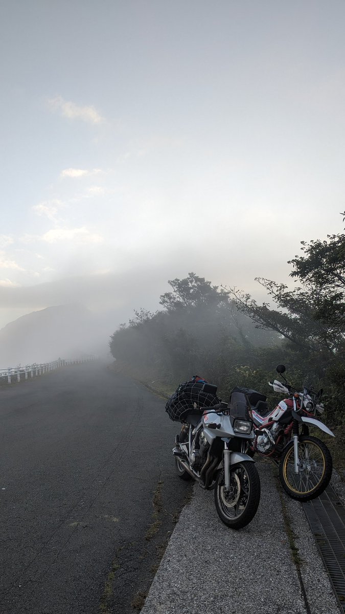simarin_bayasi's tweet photo. 三泊四日の四国ツーリング、約1,000キロ走りセロー250のならし完了👏 #四国ツーリング https://t.co/XKPqYJCuZA