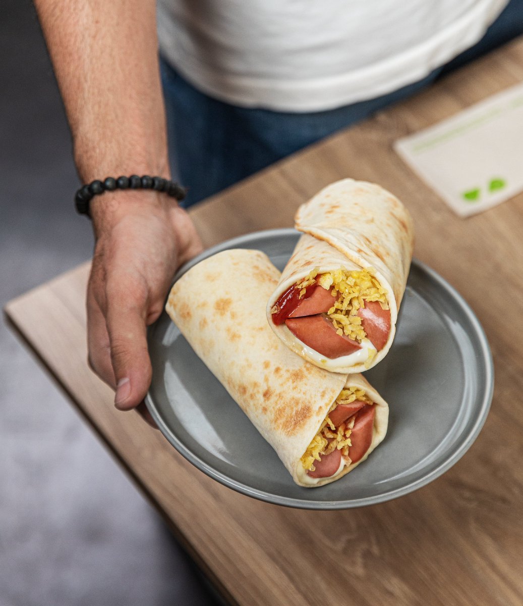 طعم يقهر جوعك بقرمشته🤤
ما جربت راب الهوت دوج للحين؟

#زعتر_وزيت
#جديدنا
#تبي_أكثر
#زعتر_وزيت_السعودية