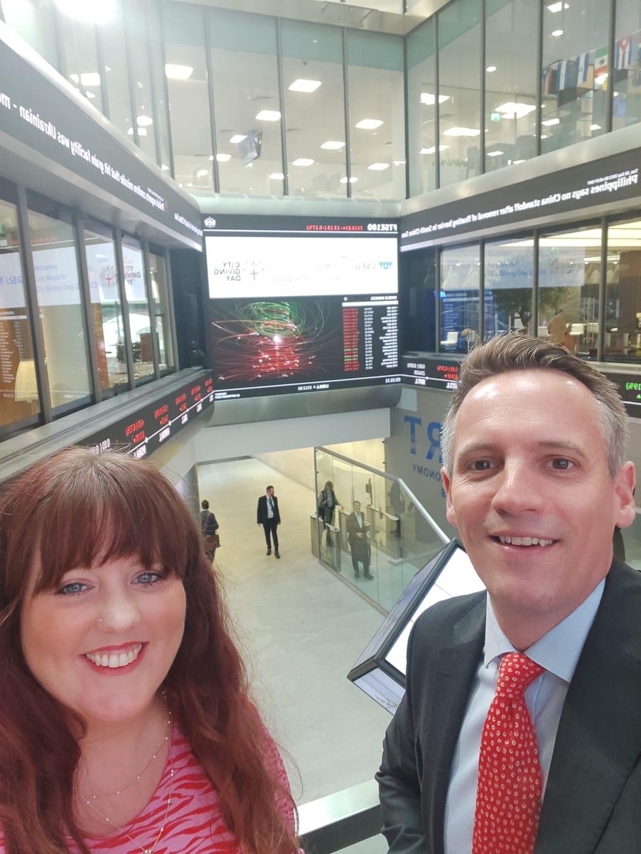 We're honored and very excited to be part of #CityGivingDay once again 👏🏾🎊 with thanks to <a href="/LMAppeal/">Lord Mayor's Appeal</a> 
Here's our own <a href="/SamSims_CEO/">Sam Sims</a> with the Lord Mayor himself and at the opening of the London Stock Exchange. Looking forward to the Day!