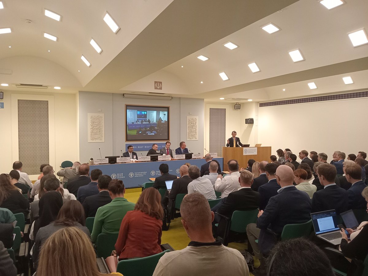 jdkaroa's tweet image. Participado del Global Youth Dialogue on Sustainable Livestock Transformation, escuchando al maestro @GHGGuru sobre el reporte de Metano de la FAO y co-creando soluciones con colegas del sector. Gracias @ILCLatinAmerica @World_FoodForum #SustainableLivestock