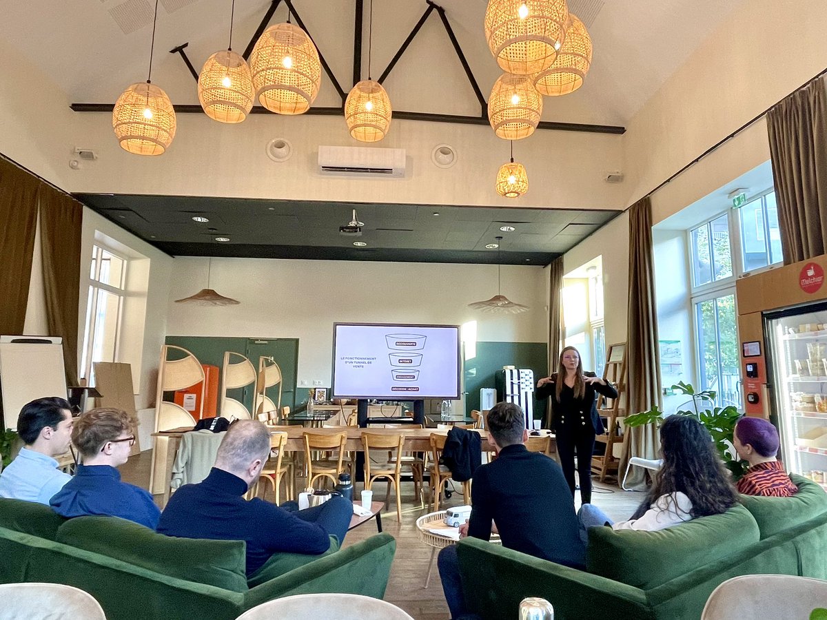 Kafé des filleuls ☕️

La thématique de ce matin : « 2h pour comprendre la puissance des tunnels de vente » 🔗