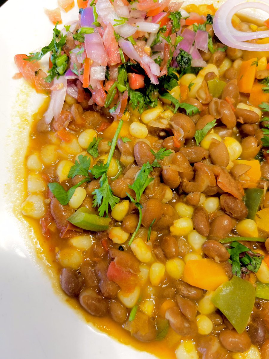 al_yusra's tweet photo. Get ready to tantalize your taste buds with a plate of our delectable Githeri. Join us and savor the flavors of Kenya! #alyusra https://t.co/VcR37wEaEu