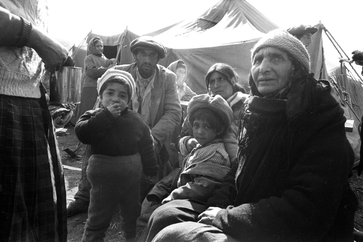 Dadashzada11's tweet photo. @LikaZakaryan Graves that you build over #Khojaly genocide victims dead and tortured bodies yeah!! 🇦🇿 Souls chased you for the last 30 years now they are RIP! We don’t forget how you take our land and build houses for yourself and even took our houses ! https://t.co/CipxeGq0sR