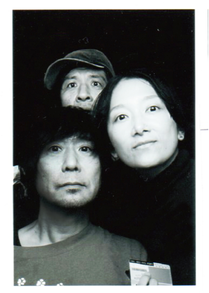 DMBQ_info's tweet image. 《関西圏の皆さんへ》
「DMBQとドミコ」間もなくです。
１９時半開演ですので、お仕事終わりの方にも優しい真面目なロック・コンサートです。
よろしくお願いいたします。

「#DMBQ と #ドミコ」
10/5(木)19:30 @club_quattro_um)  
チケット発売中📷 📷 w.pia.jp/a/00211671/ ▶️