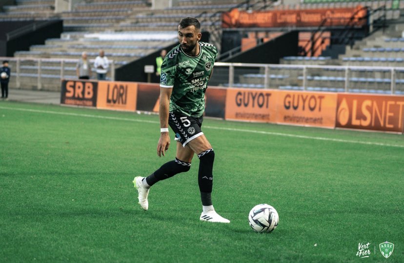 actusainte's tweet photo. 📊Tardieu vs #USCASSE, le nouveau métronome :
🔥Offensivement :
- 100% de duels offensifs remportés
- 1 course progressive
- 2 fautes subies
🧱Défensivement :
- 58% de duels défensifs remportés
- 100% de duels aériens remportés
- 1 interception
- 2 dégagement
- 2 fautes
🏗️Dans la construction du jeu :
- 86% de passes réussies
- 50% de passes longues réussis
- 80% de passes vers le dernier tier réussies
- 100% de passes vers la surface adverses réussies
- 83% de passes vers l’avant réussies