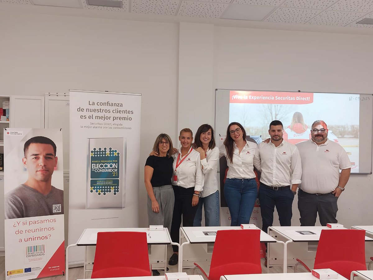 verisure_esp's tweet photo. Gracias @CruzRojaAlava @CruzRojaGip @CruzRojaBizkaia por la invitación al "speed job dating" donde pudimos acercar la misión y los valores de nuestra compañía a los candidatos locales, a quienes tuvimos la oportunidad de entrevistar y conocer mejor. #SomosTalento https://t.co/bvHTRUwiX8