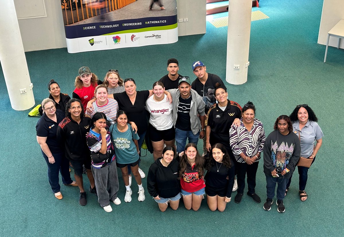 CQUniversity tweet media