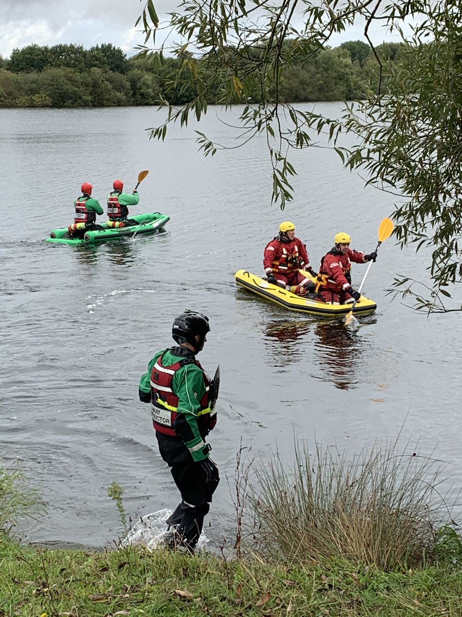 BarryKillnerEA's tweet photo. Attending the joint #FloodEx exercise today at #Kingsbury water park #Warwickshire with @EnvAgencyMids @WarksFireRescue @WestMidsFire @warkspolice @OFFICIALWMAS #resilience https://t.co/IdF4AcbZaS