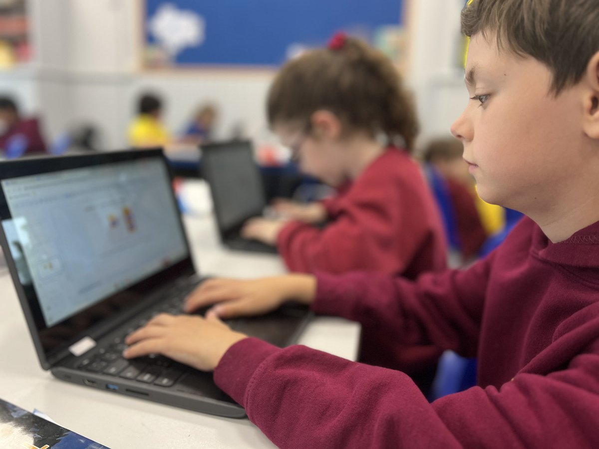 Year4SouthCamPr's tweet image. Year 4 have been learning to use different types of loops in their Scratch Coding. Count Controlled and Infinite Loops. 
#welovesouthcamberley #primarycomputing #coding