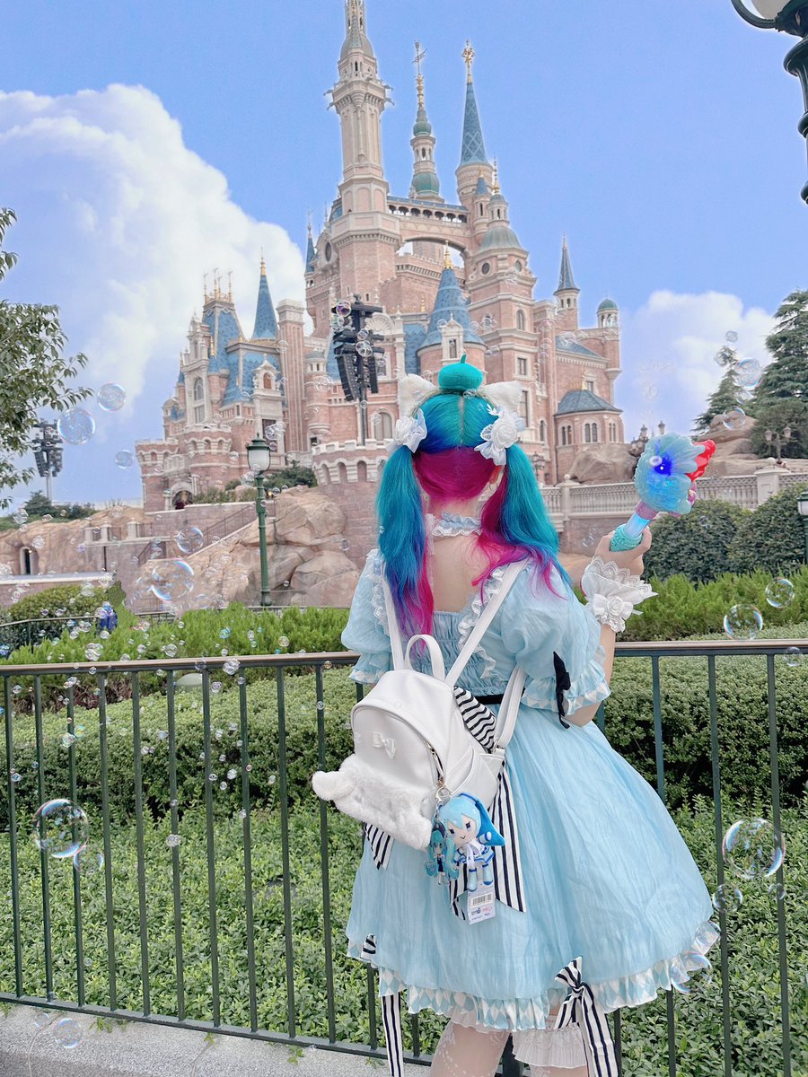 上海ディズニーランド🥺 https://t.co/7FPd0uOfmP
