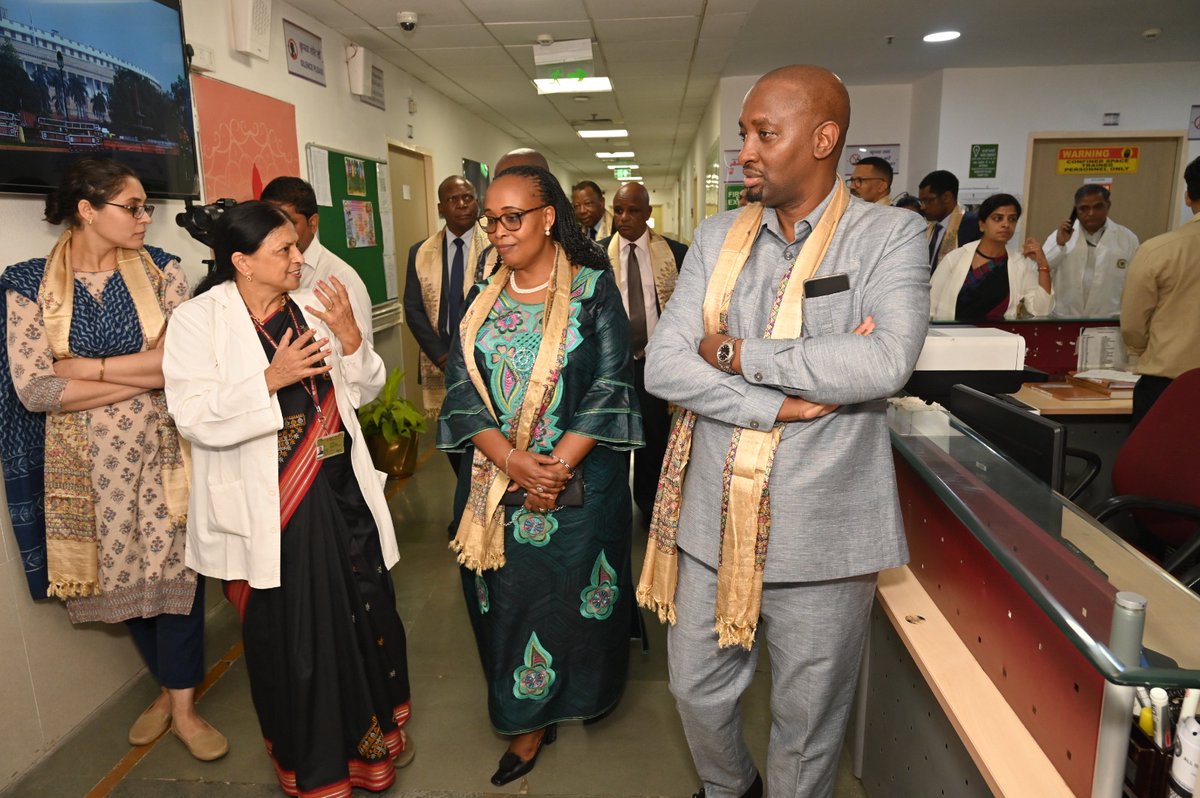 sarbanandsonwal's tweet photo. Ayush acceptance growing globally!

My heartiest welcome to the High Commissioners and Ambassadors of East &amp; Southern African countries to the All India Institute of Ayurveda in New Delhi. https://t.co/BaBzwhpOg5