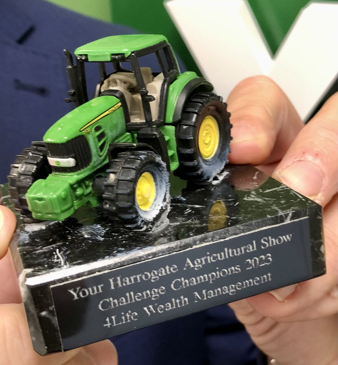 your_harrogate's tweet photo. #Winners of our agricultural show challenges - @4LifeWealthMan1 🏆
Commiserations @WalkerFosterLaw - thankyou both for being with us across the summer 🚜 #YHTractor @RiponFarmServ https://t.co/k4XZd9pas1