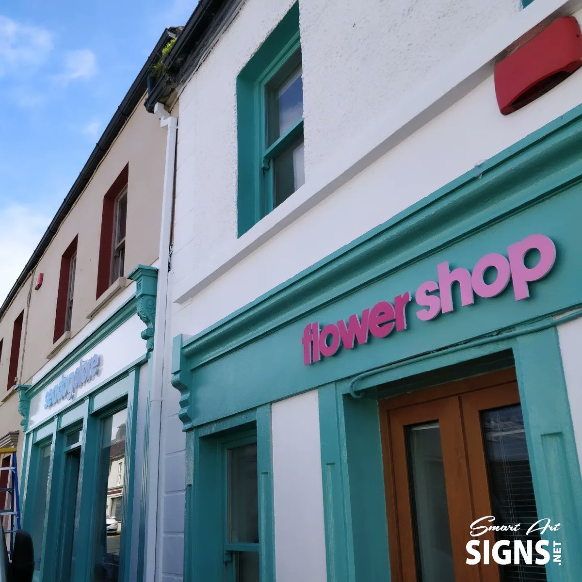 Smart Art Signs tweet media