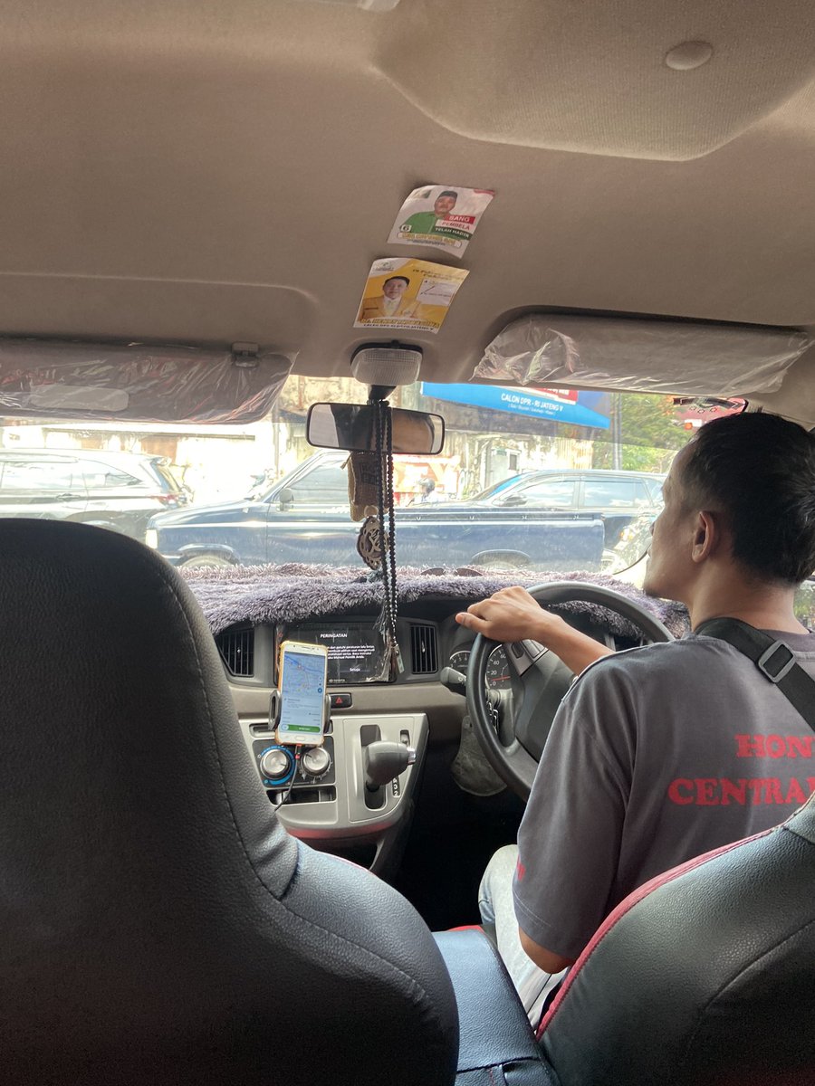 serbukkemtang's tweet photo. Salah pintu 🥲 https://t.co/WKAZj1uy6x
