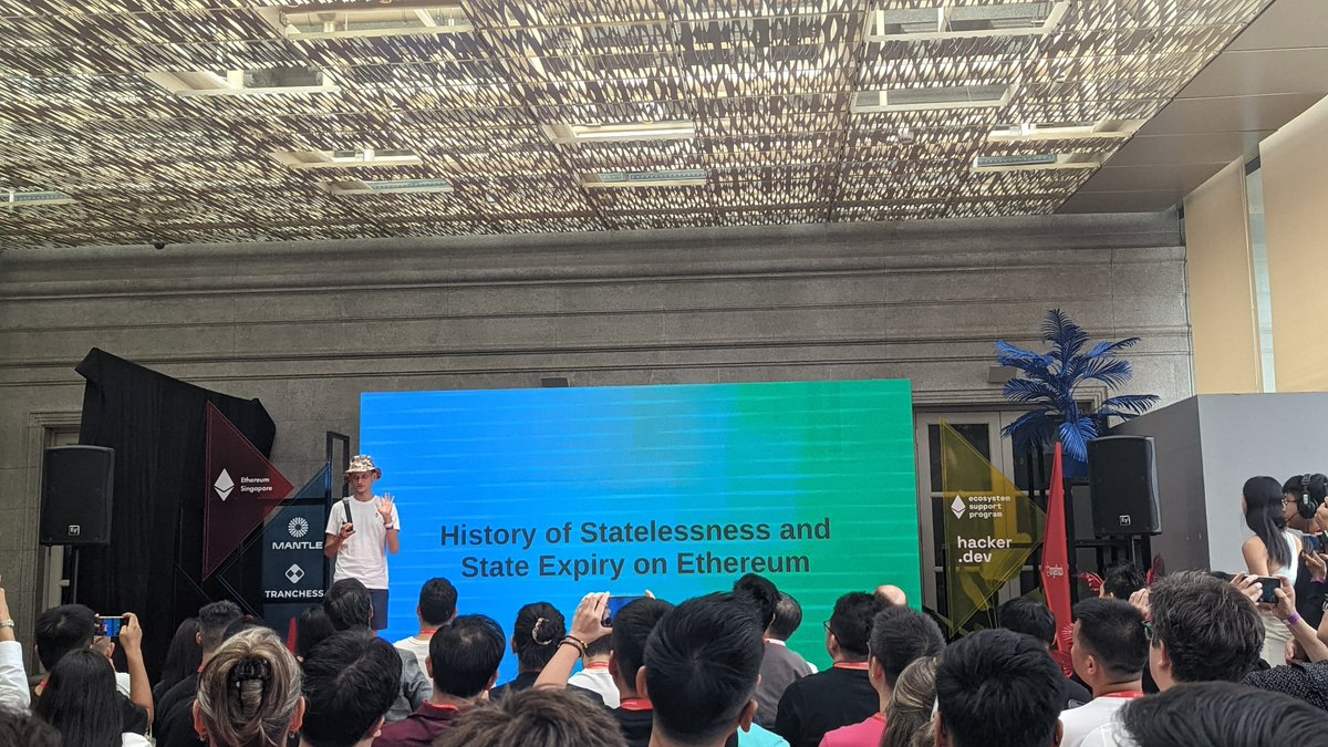 JAIdeate's tweet photo. Two weeks flew by since the amazing @ethereum_sg  . Meeting so many inspiring people and learning from the man behind ethereum @VitalikButerin  was such a highlight. Grateful for the experience! Thanks SG🇸🇬 @jasoninch https://t.co/u8q4TrGOrT