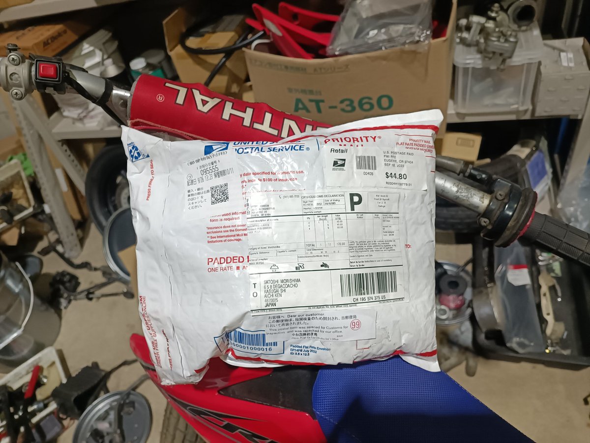 mokohimataan's tweet photo. 仕事が忙しくて走りに行けない
鬱憤晴らしにポチッたのが
今日届いた! https://t.co/MqEI16uMP8