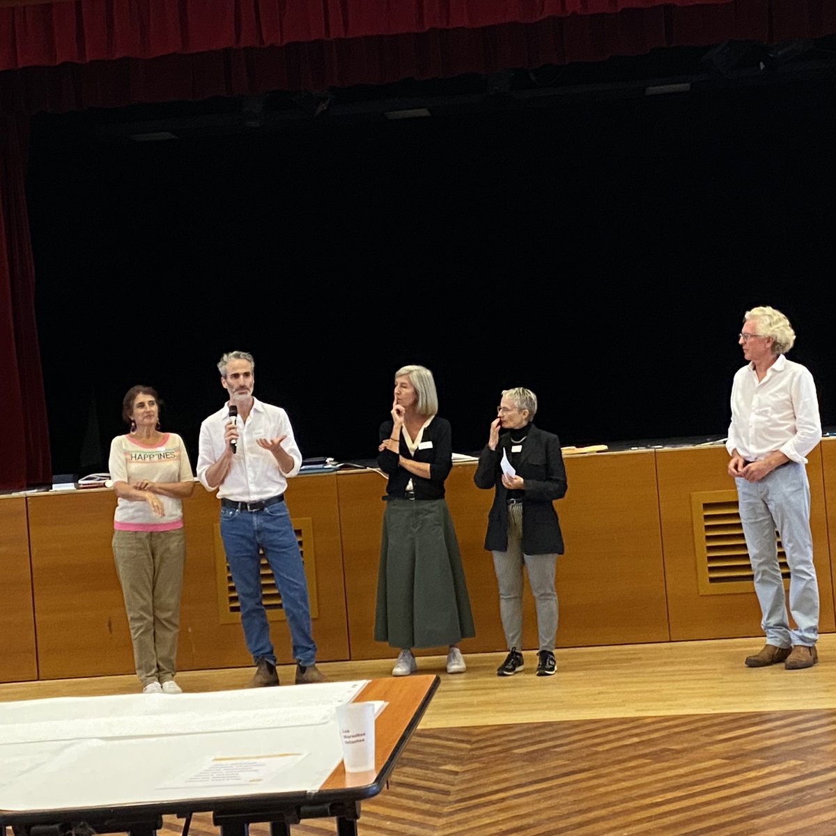 pie_paris's tweet photo. La semaine dernière, PIE découvrait la Fresque de la Diversité, un atelier d’intelligence collective sur les enjeux de discriminations et d’inclusion au sein des organisations. Un excellent moment d'apprentissages pour toutes les personnes qui y ont participé ! https://t.co/sdZ6lGWYZU