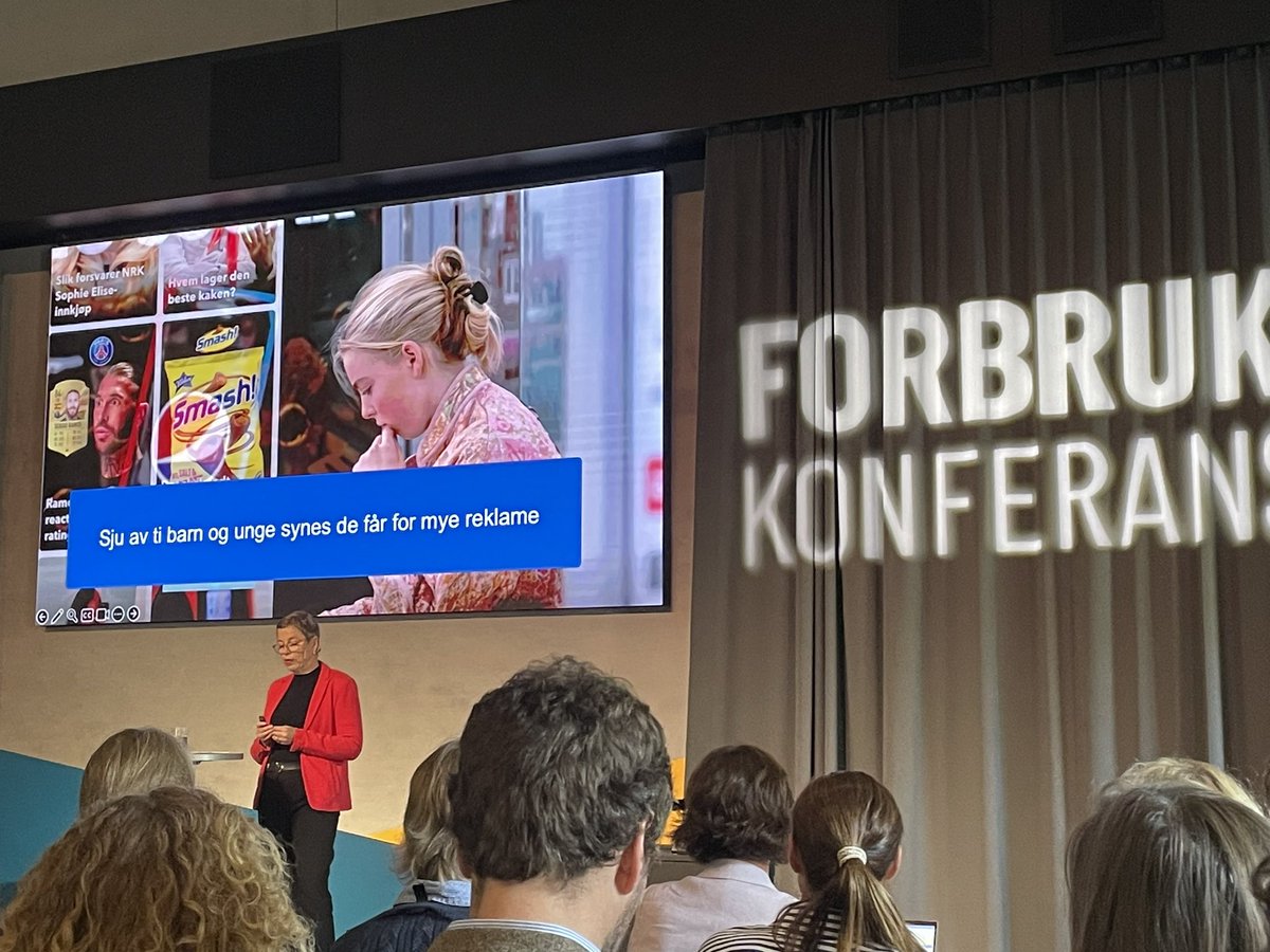 7 av 10  barn og unge synes de får for mye reklame når de er online. Kommersialisering av barndommen er tema på @Forbrukerradet s #forbrukerkonferanse